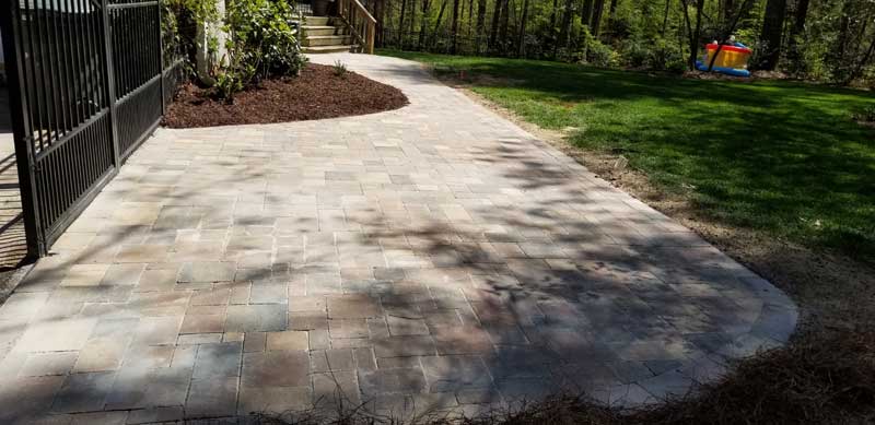 How to Choose the Right Paver Color