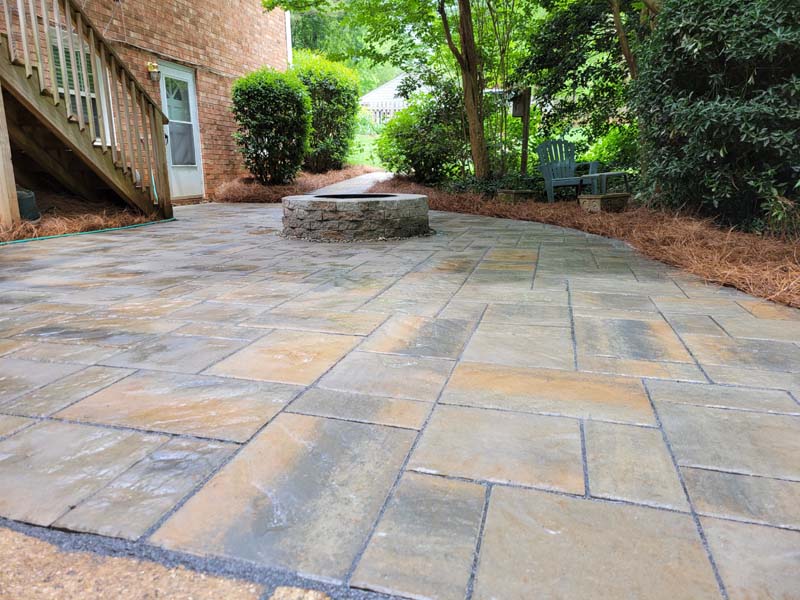 7 Benefits of Adding Hardscaping to Your Landscaping
